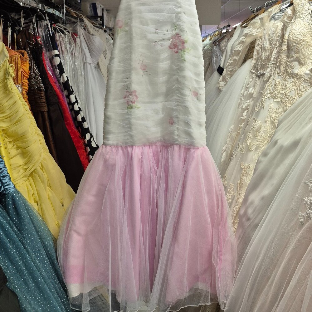 Formal Dress - Picture 2 of 2